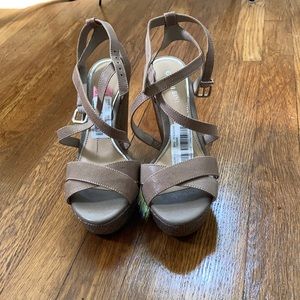 Gianni Bini Wedges